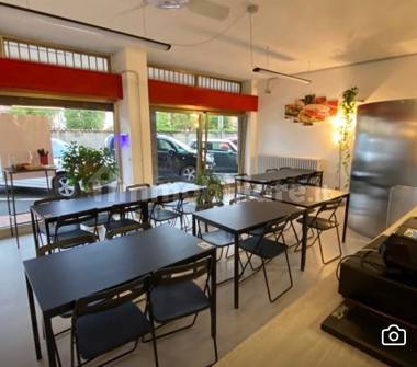 Pizzeria d'asporto in vendita a Oggiono (Lecco), Via de Francesco 21