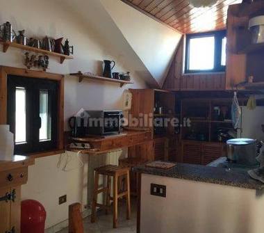 Trilocale in vendita a Roccaraso (L'Aquila), Via Caracciolo 3