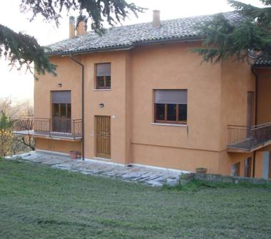 Affitto Rustico/Casale Vacanze a Arcevia, Frazione San Pietro