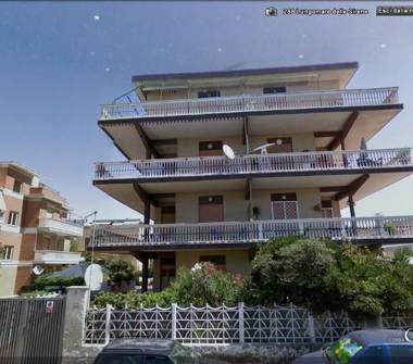 Affitto Appartamento Vacanze a Pomezia, Frazione Torvaianica Alta, Via Lima 1