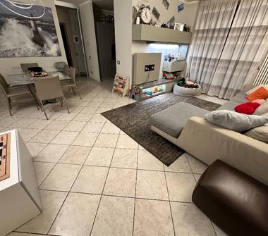 Quadrilocale in vendita a Arcola, Frazione Romito Magra, Via Calesana 32