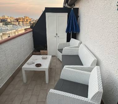 Affitto Appartamento Vacanze a Giardini-Naxos (Messina), Via Torino 2