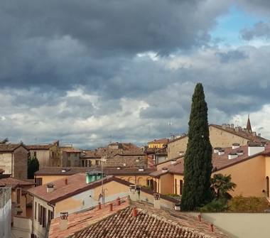 Monolocale in vendita a Forlì, Frazione Centro città, Via Piero Maroncelli 34