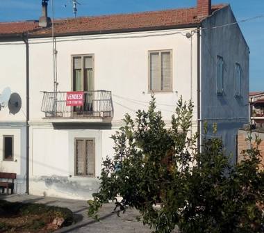 Casa indipendente in vendita a Vasto, Frazione Marina Di Vasto, Via Sant' Antonio I° 4