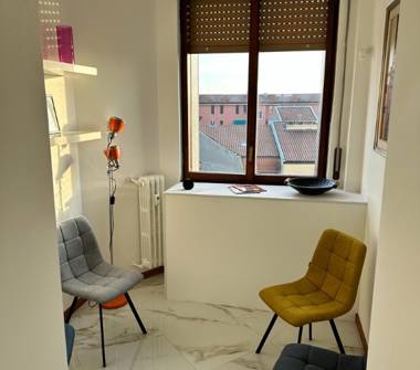 Stabile/Palazzo in affitto a Busto Arsizio (Varese), Via Galileo Galilei 1