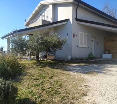 Monolocale in vendita a Tavullia (Pesaro e Urbino), Strada Monte Conero 3