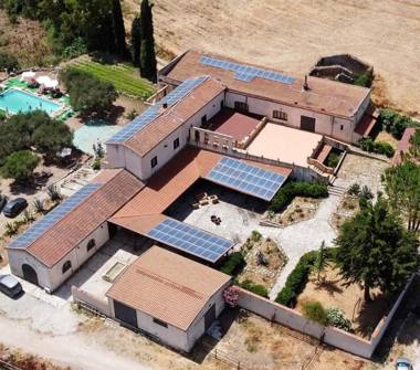 Albergo/Struttura ricettiva in vendita a Castronovo di Sicilia (Palermo)