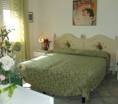 Affitto Appartamento Vacanze a Cervia, Frazione Milano Marittima, Traversa VII Pineta 1