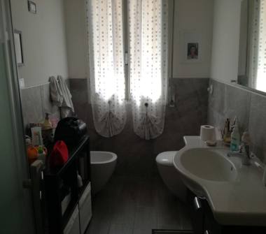 Quadrilocale in affitto a Modena, Zona Villaggio Artigiano Modena Nord