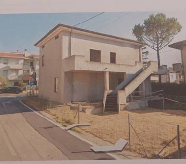 Casa indipendente in vendita a Montelabbate, Frazione Osteria Nuova