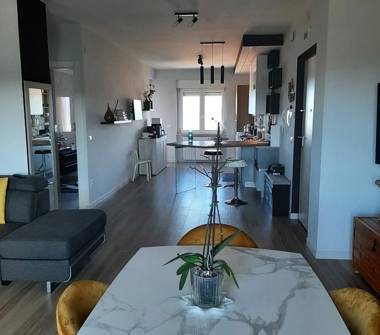 Trilocale in vendita a San Nicandro Garganico (Foggia), Via San Cristoforo 33