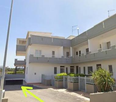 Box/Garage/Posto auto in vendita a Fasano, Frazione Torre Canne, Via Lago di Lesina Lotto 13 2