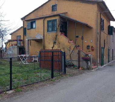Casa indipendente in vendita a Scansano, Frazione Poggioferro, Via del Poggio 23
