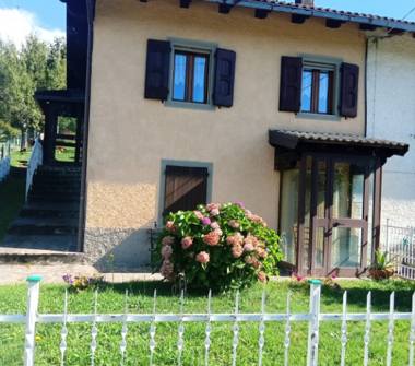 Affitto Casa Vacanze a Fiumalbo, Frazione Frescarolo, Via Versurone 120