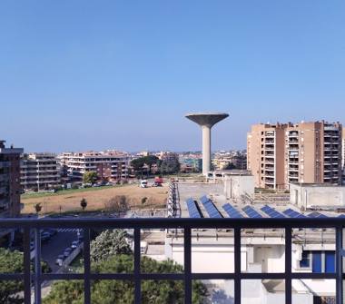 Quadrilocale in vendita a Pomezia (Roma), Via Niccolò Copernico 9