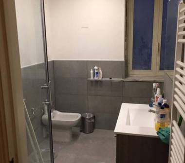 Affitto Stanza Singola a Napoli, Zona Vomero, Via Raffaele Libroia 4