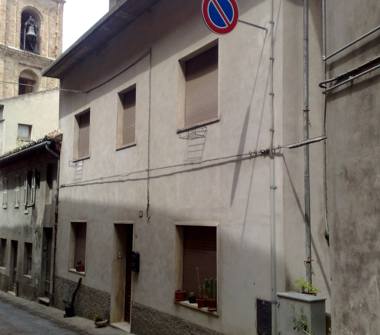 Casa indipendente in vendita a Castignano (Ascoli Piceno)