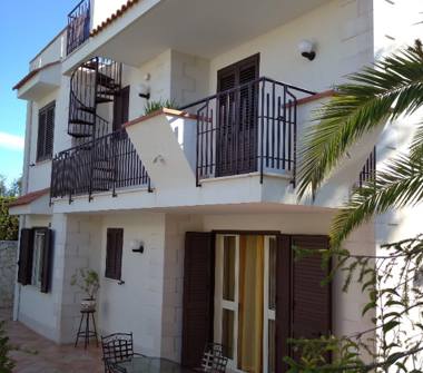 Affitto Villa Vacanze a Bisceglie (Barletta-Andria-Trani), Via Giovanni Bovio 427