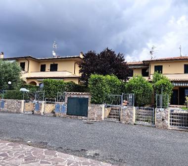 Quadrilocale in vendita a Castellina Marittima (Pisa), Via di Poggiberna 31