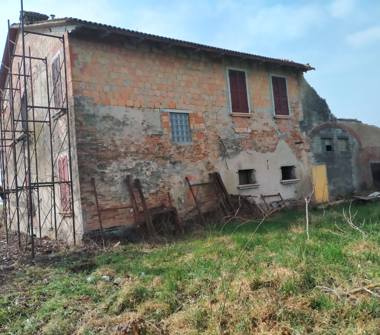 Porzione di casa in vendita a Poviglio, Frazione Godezza