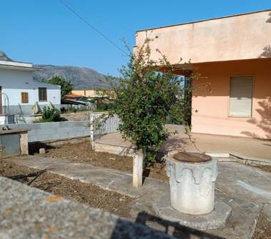 Casa indipendente in vendita a Alcamo, Frazione Alcamo Marina, Piano Santa Maria 5