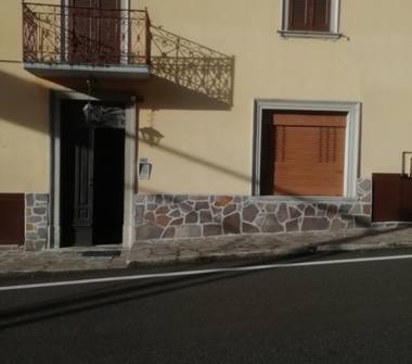 Bilocale in vendita a Mezzoldo (Bergamo)