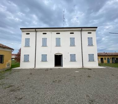 Villa in vendita a Luzzara, Frazione Casoni