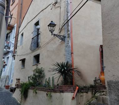 Casa indipendente in vendita a Sala Consilina (Salerno)