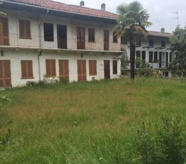 Rustico/Casale in vendita a Azeglio (Torino), Via Bogaratto 10