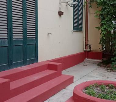 Trilocale in vendita a Palermo, Zona Sampolo