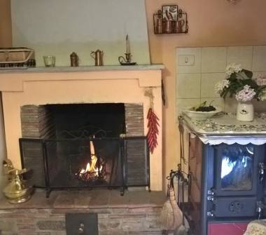 Casa indipendente in vendita a Villa Basilica (Lucca), Via Umberto I