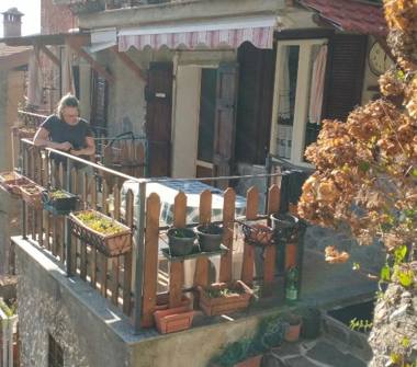 Casa indipendente in vendita a Bellano (Lecco)