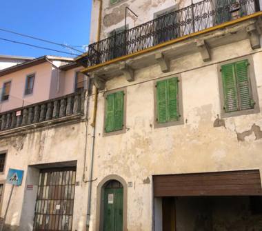 Casa indipendente in vendita a Fanano (Modena)