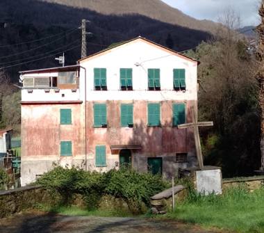 Appartamento in vendita a Neirone (Genova), Via Neirone 6