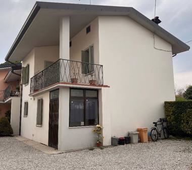 Casa indipendente in vendita a Spilimbergo, Frazione Istrago, Via Barriera Vecchia 10