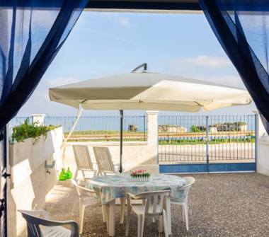 Affitto Villetta a schiera Vacanze a Melendugno, Frazione San Foca, Lungomare Matteotti 195