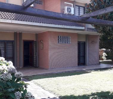 Villetta a schiera in vendita a Anzio, Frazione Lavinio-Lido di Enea, Via delle Bouganvillae 17a