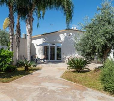 Affitto Villa Vacanze a Mazara del Vallo (Trapani), Via Padre Bruno Vitale 10