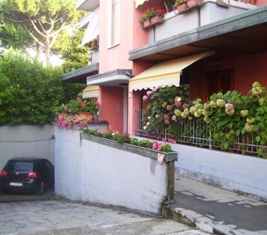 Appartamento in vendita a Massa, Frazione Marina Di Massa