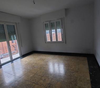 Quadrilocale in vendita a La Spezia, Zona Valdellora, Via Luigi Aragone 63