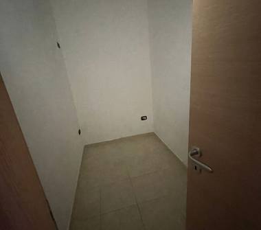 Bilocale in vendita a Taranto, Frazione Centro città, Via Fratelli Mellone 19