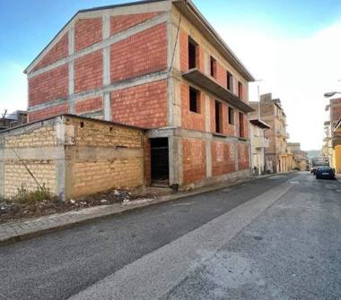 Rustico/Casale in vendita a Niscemi (Caltanissetta), Via Alcide de Gasperi 105