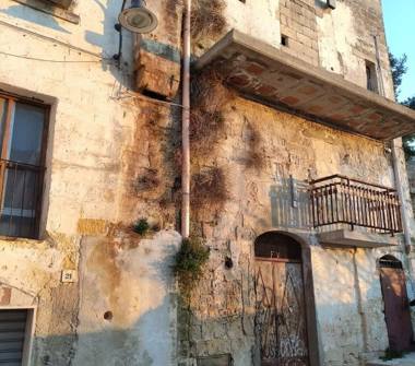 Casa indipendente in vendita a Gravina in Puglia (Bari), Calata Grotte San Michele 12
