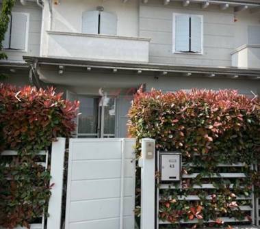 Villetta a schiera in vendita a Scandiano, Frazione Arceto