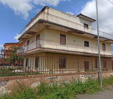 Villa in vendita a Belpasso, Frazione Piano Tavola