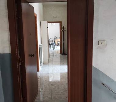 Appartamento in vendita a Napoli, Zona Mercato, Via San Cosmo Fuori Porta Nolana 30