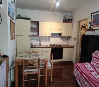 Affitto Appartamento Vacanze a Senigallia (Ancona), Via delle Viole 5c