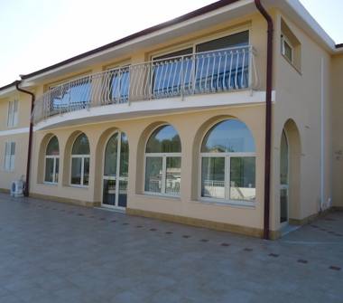 Villa in vendita a Siracusa, Frazione Capo Murro Di Porco, Via La Maddalena 16