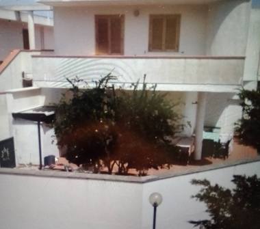 Bilocale in vendita a Melendugno, Frazione Torre Dell'orso, Viale della Moschea 15