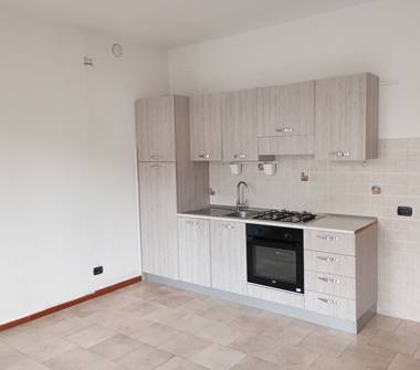 Altro in vendita a Varedo (Monza e Brianza), Via Monza 3